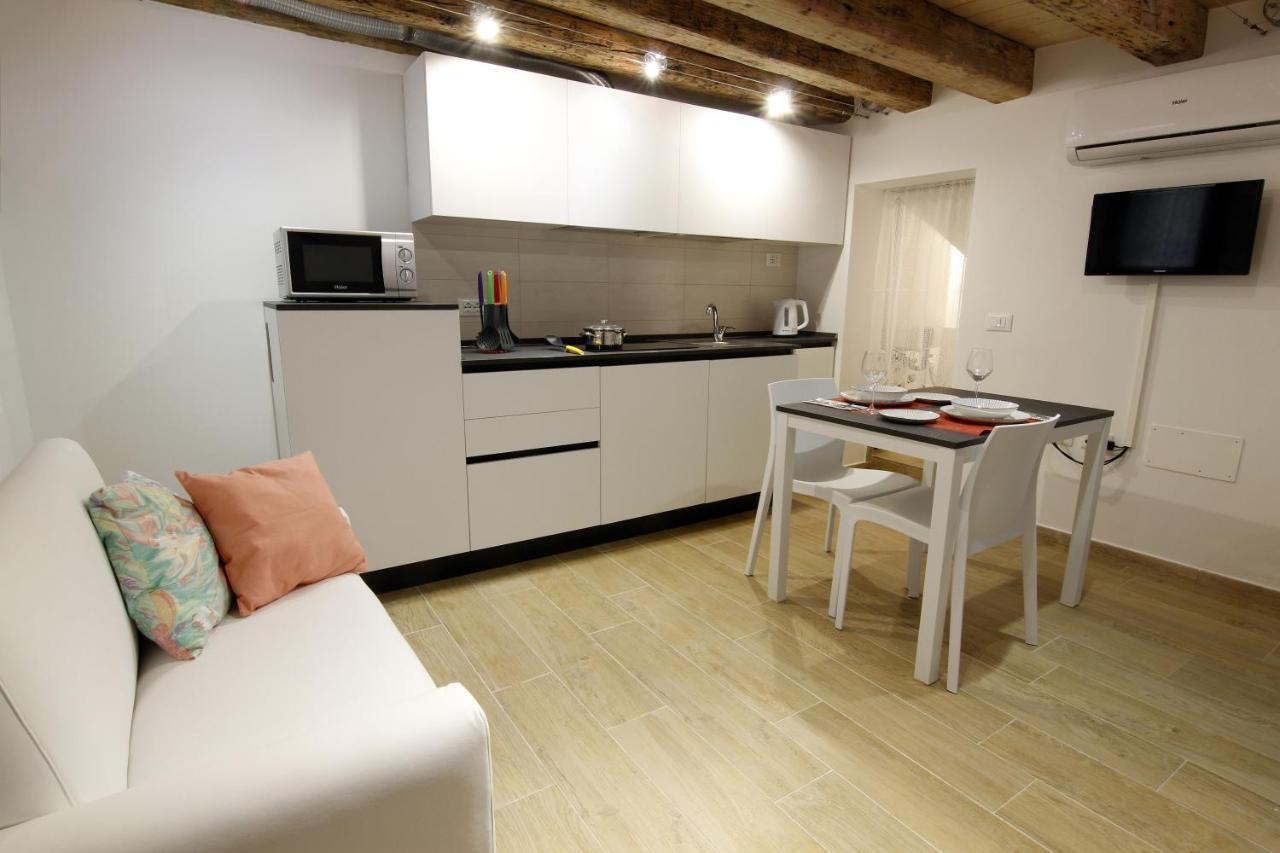 Tre Raggi Apartment Венеция Екстериор снимка