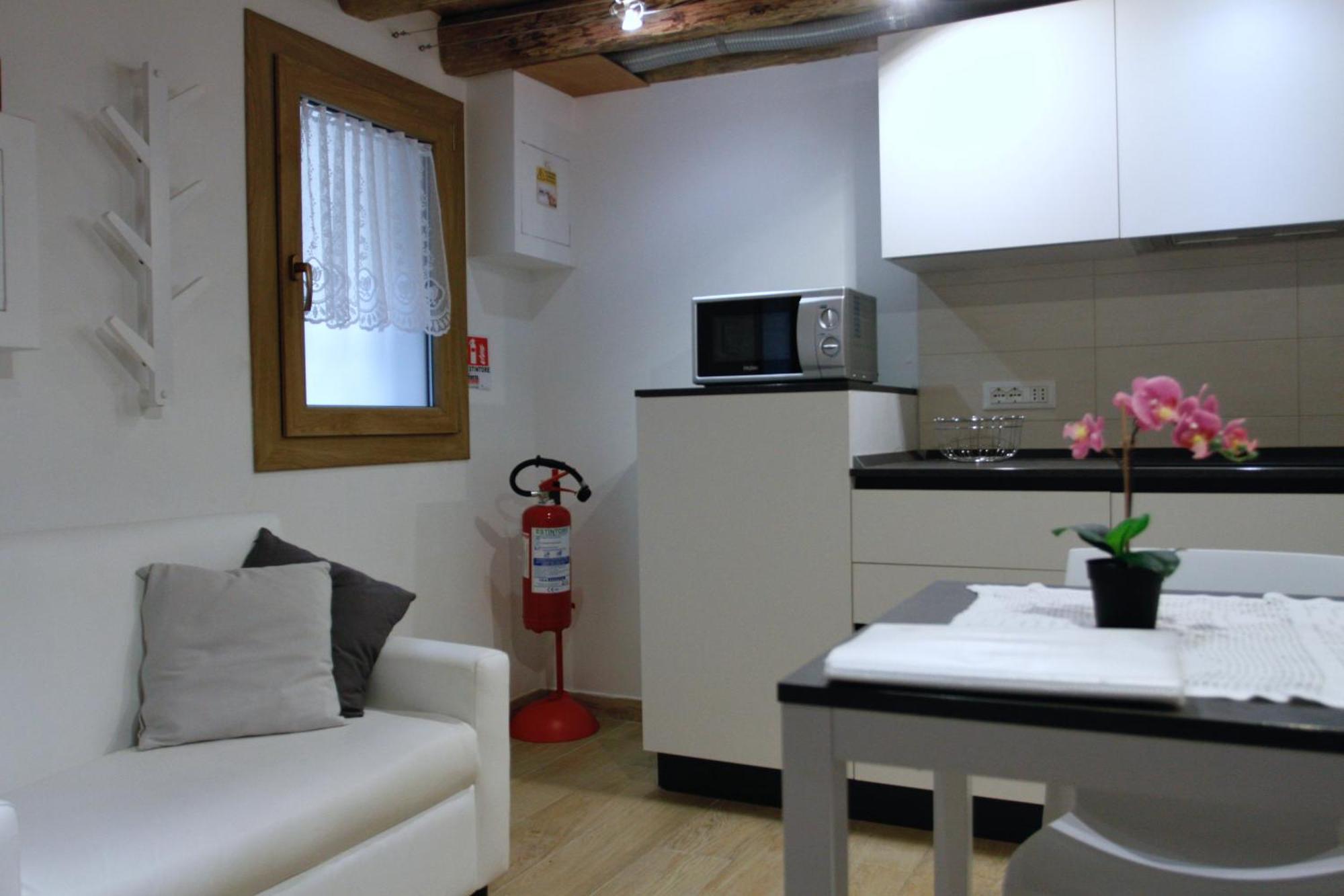 Tre Raggi Apartment Венеция Екстериор снимка